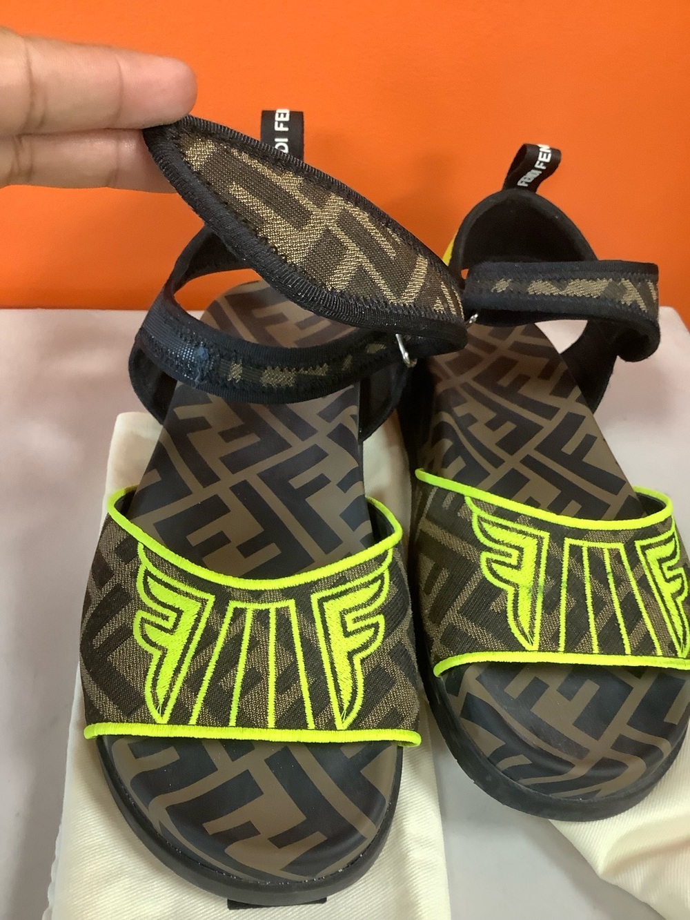 Fendi Monogram Flat Sandals - Picture 2 of 10